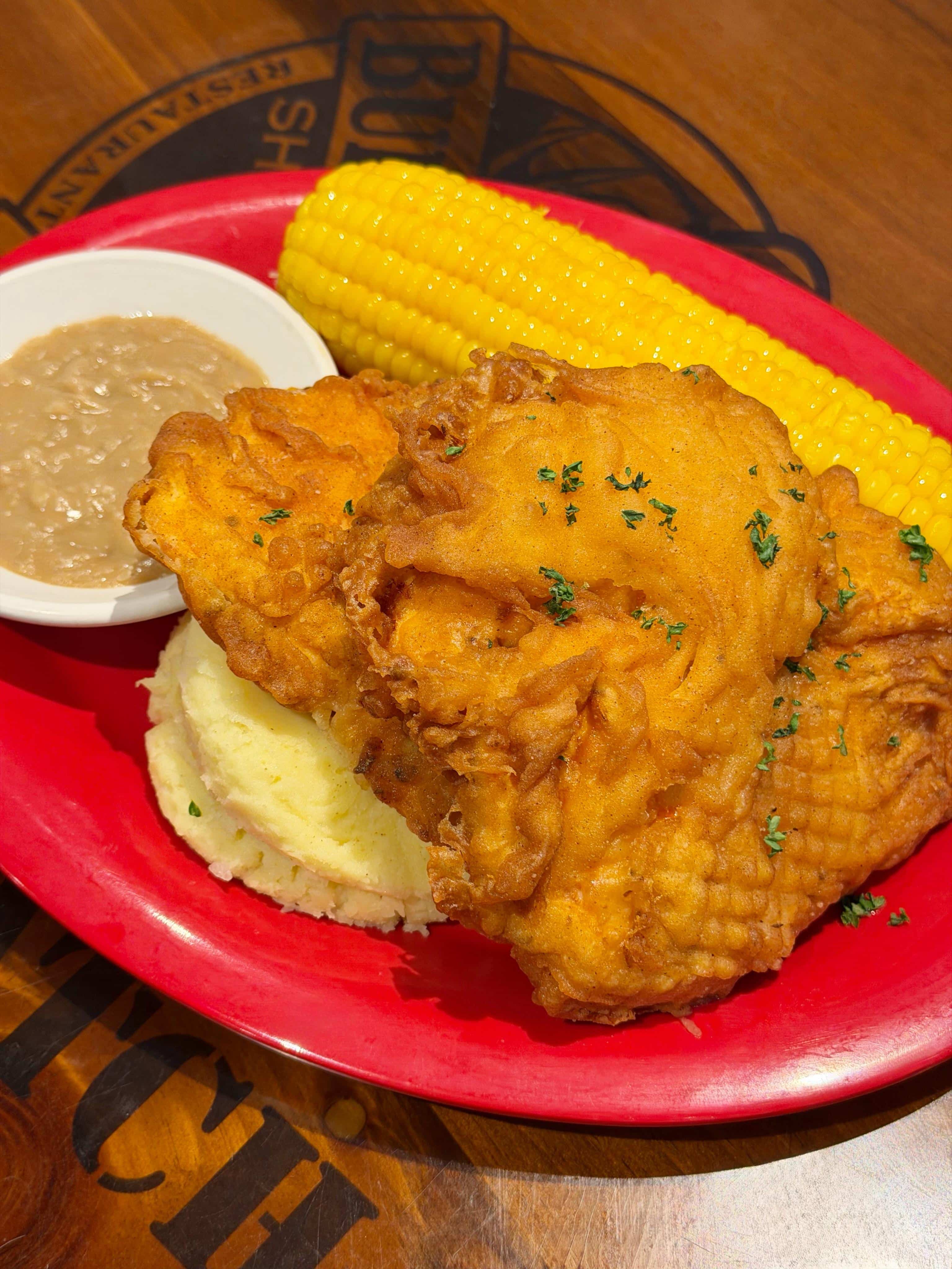 MAMA’S SOUTHERN FRIED CHICKEN🐔